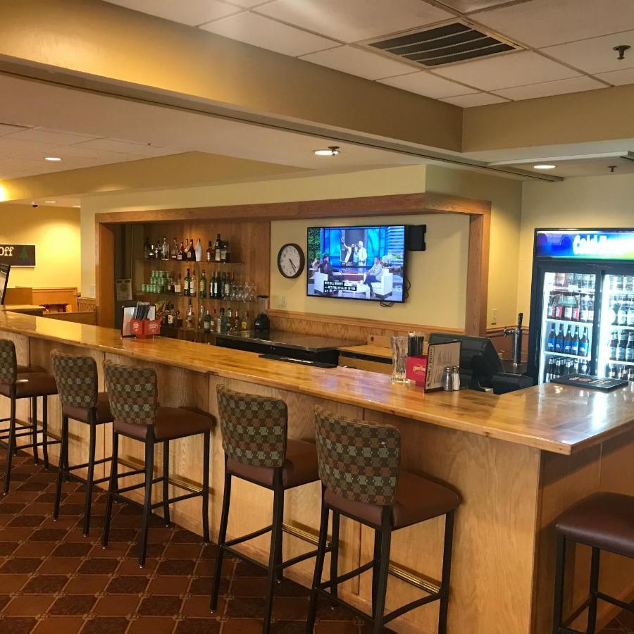 Days Inn & Suites By Wyndham Sutton Flatwoods Luaran gambar