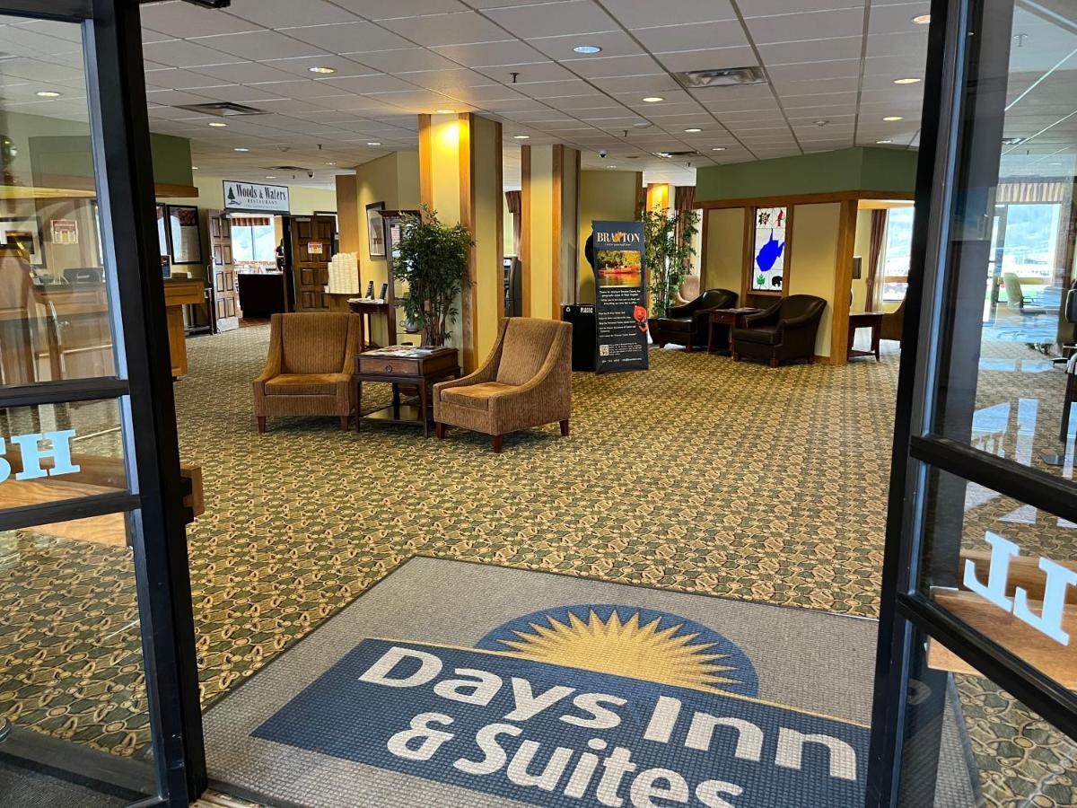 Days Inn & Suites By Wyndham Sutton Flatwoods Luaran gambar